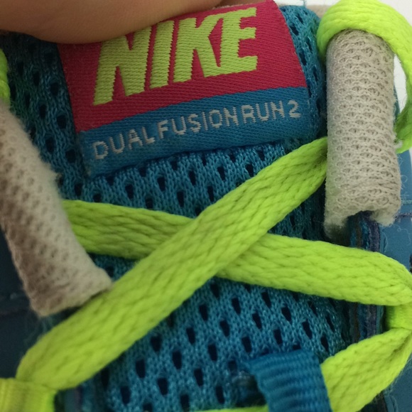 Nike Dual Fusion Run 2 Size 5.5y 599793-401 - Picture 4 of 7